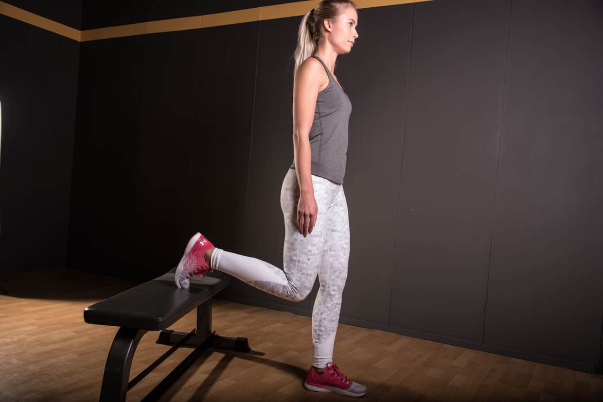 Einbeiniger Split Squat mit Kurzhanteln
