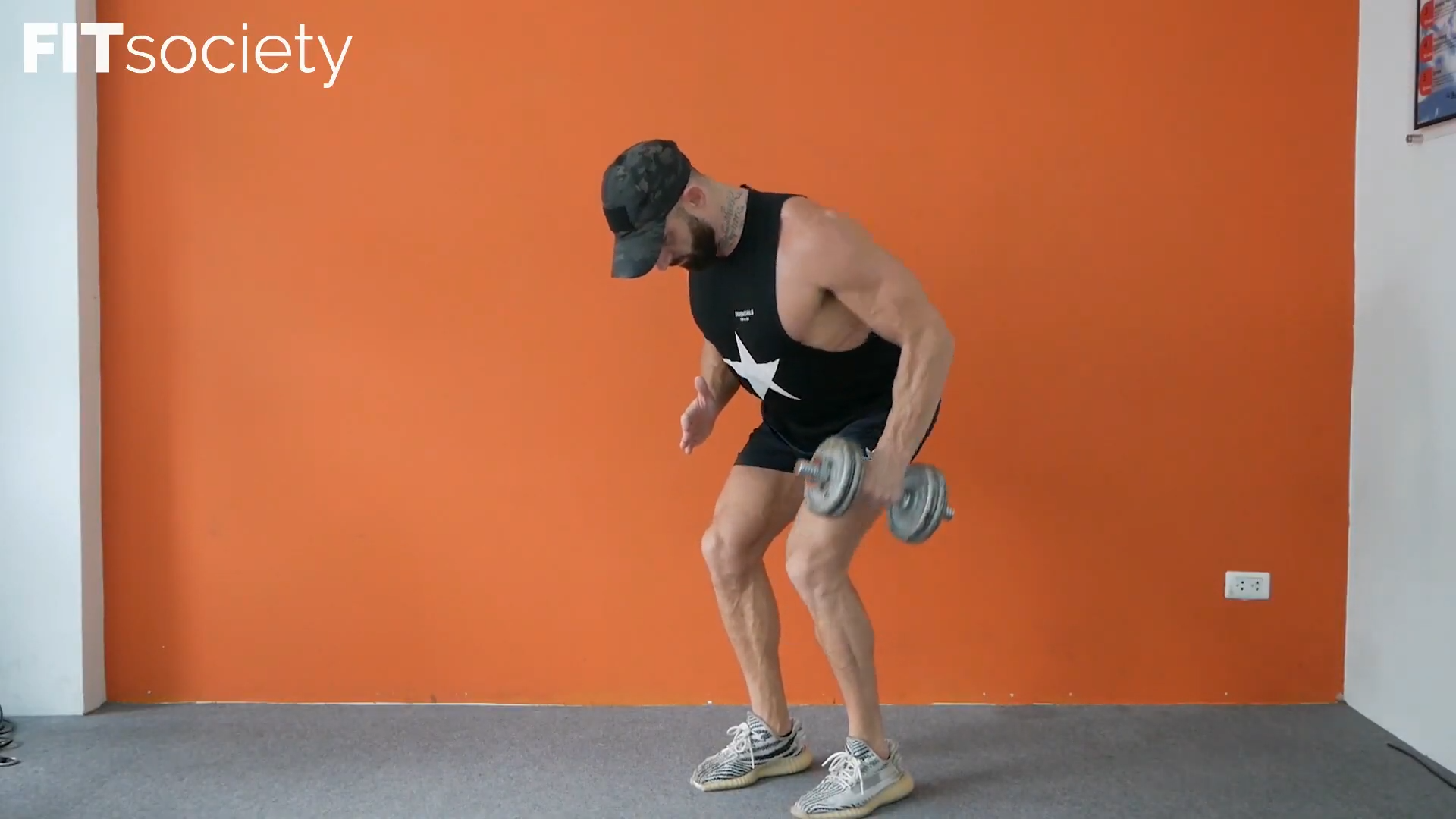 Dumbbell Wrestlers Row