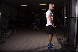 Cable Rope Upright Row