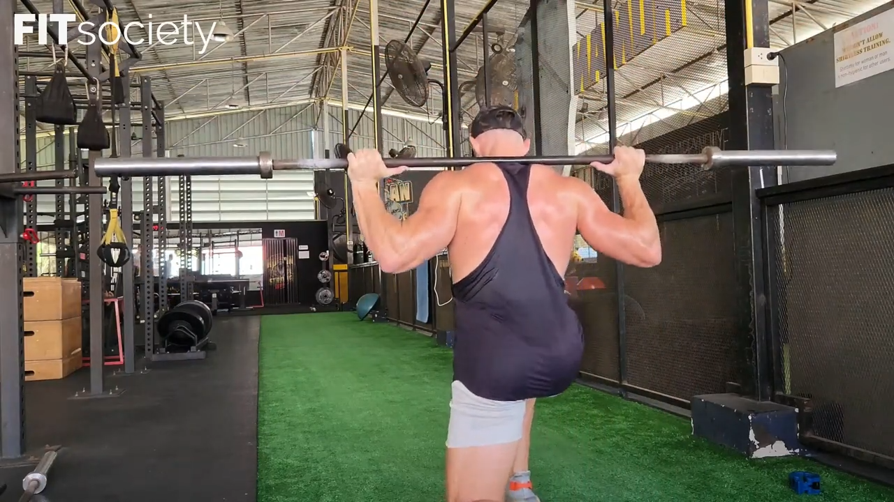 Walking Barbell Lunge