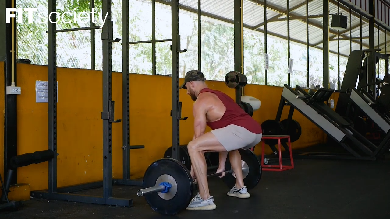 Sumo Deadlift