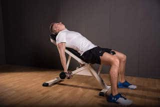 Curl incliné avec haltères
