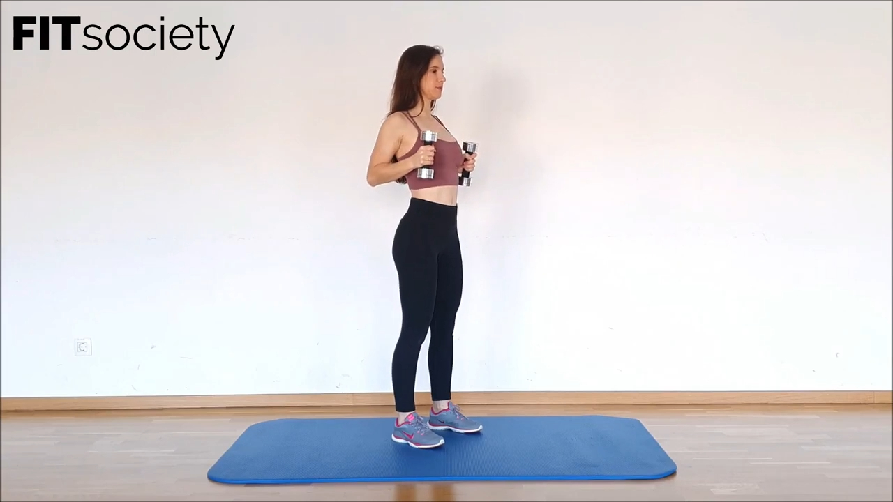 Rowing horizontal debout avec haltères