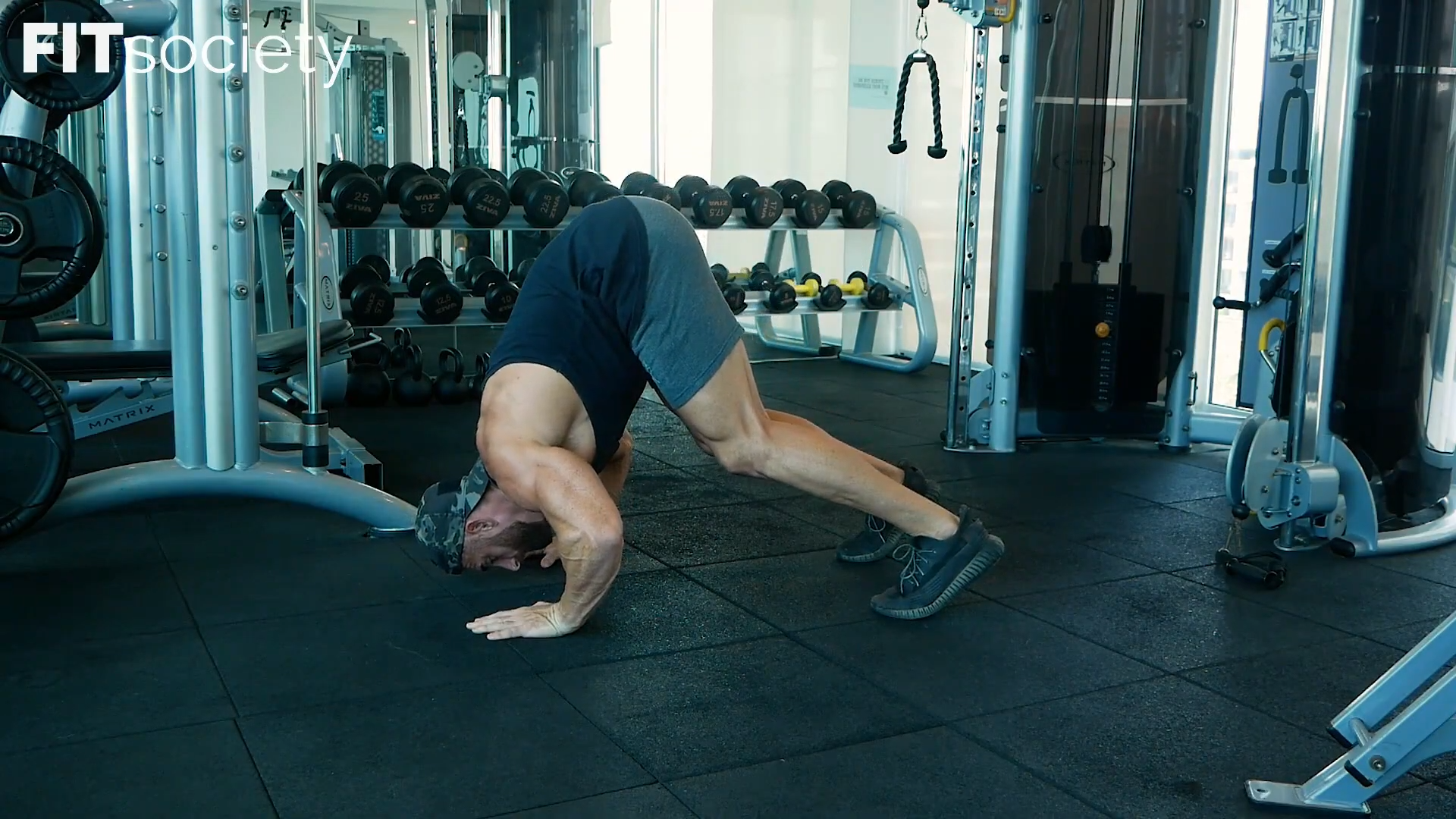 Pike Push-Up