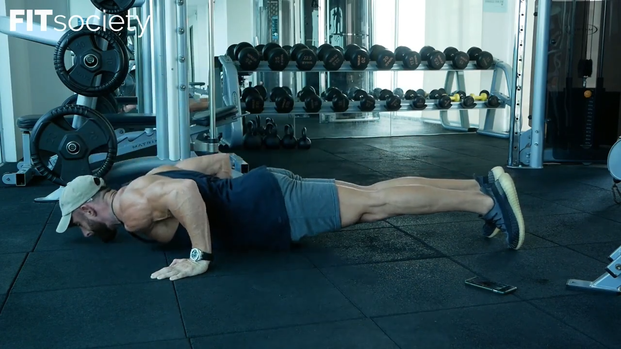 Pompes pseudo-planche