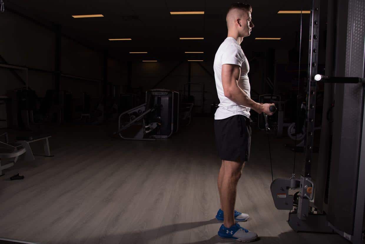 Cable Bar Curl