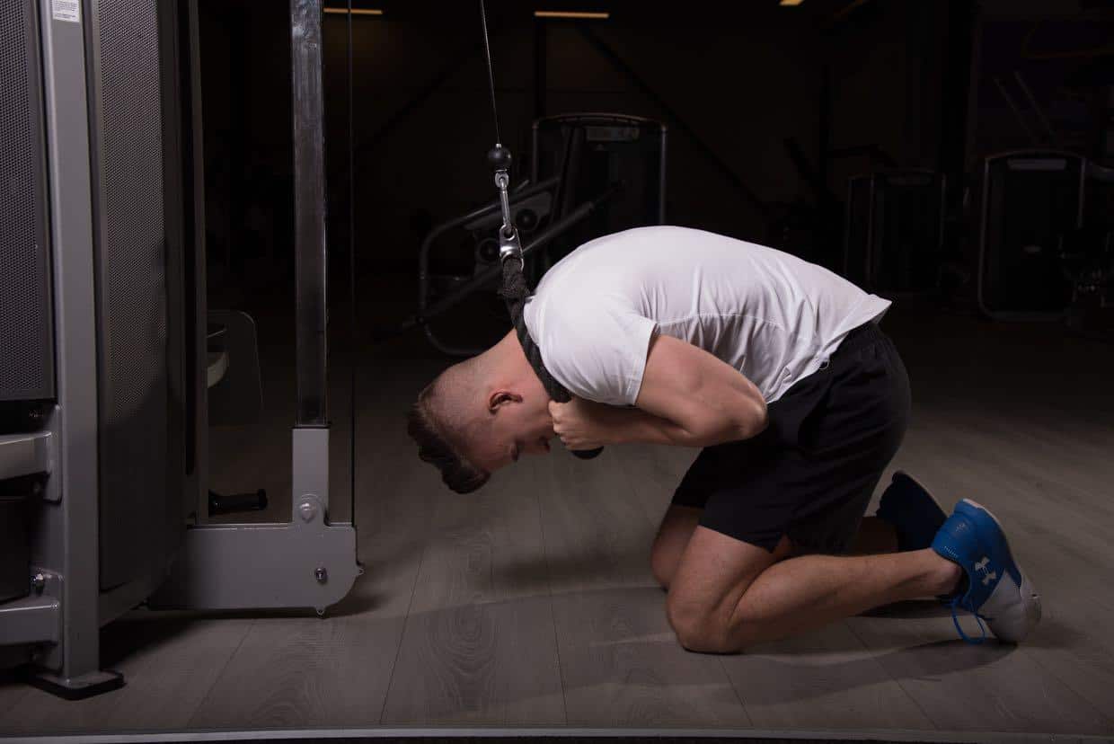 Cable Kneeling Crunch