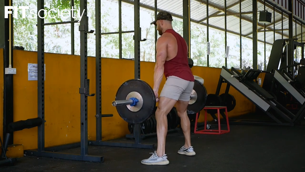 Sumo Deadlift