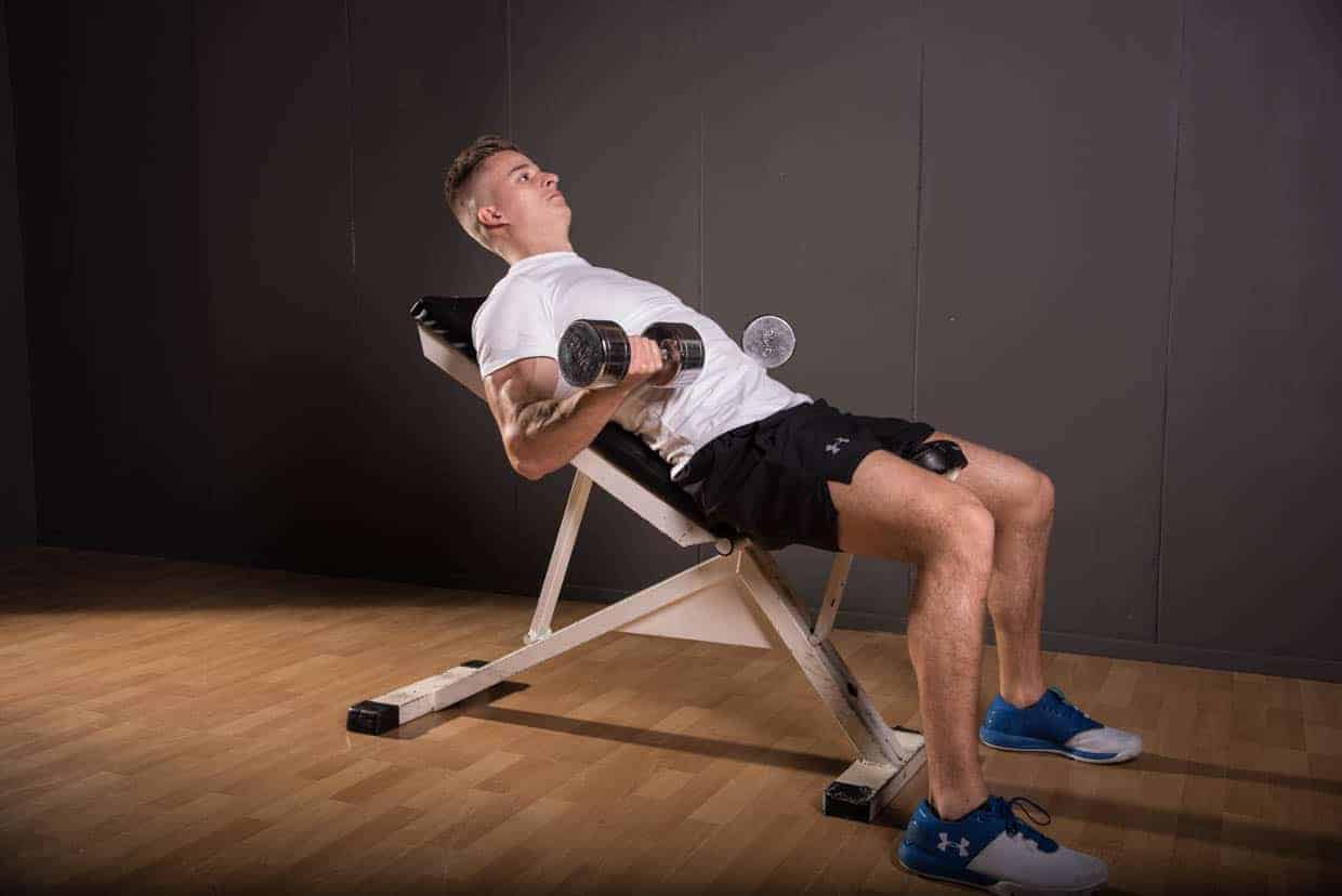 Curl incliné avec haltères