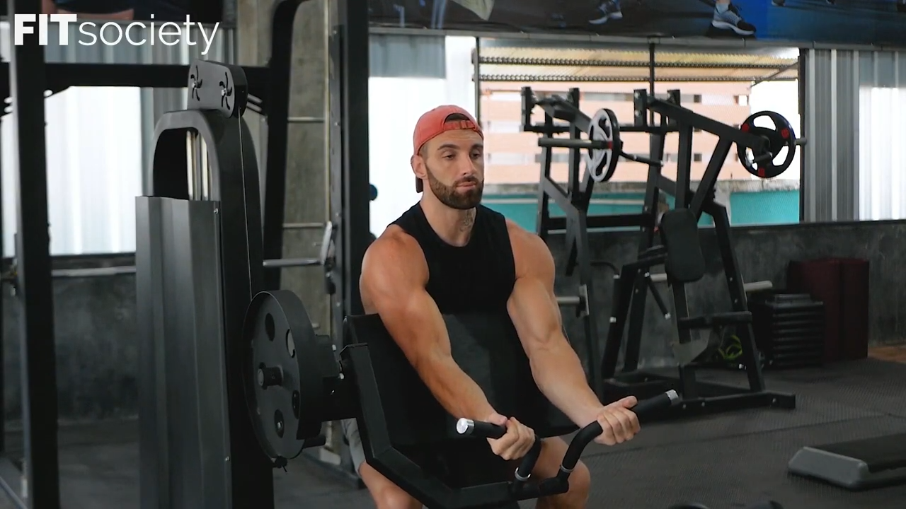 Curl biceps à la machine avec banc Larry Scott
